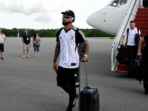 Juve Bisa Disulitkan Douglas Luiz hingga Akhir Bursa Transfer Musim Panas